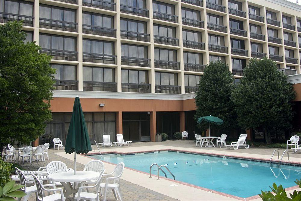 Wyndham Garden Atlanta Airport Hotel College Park Exterior photo