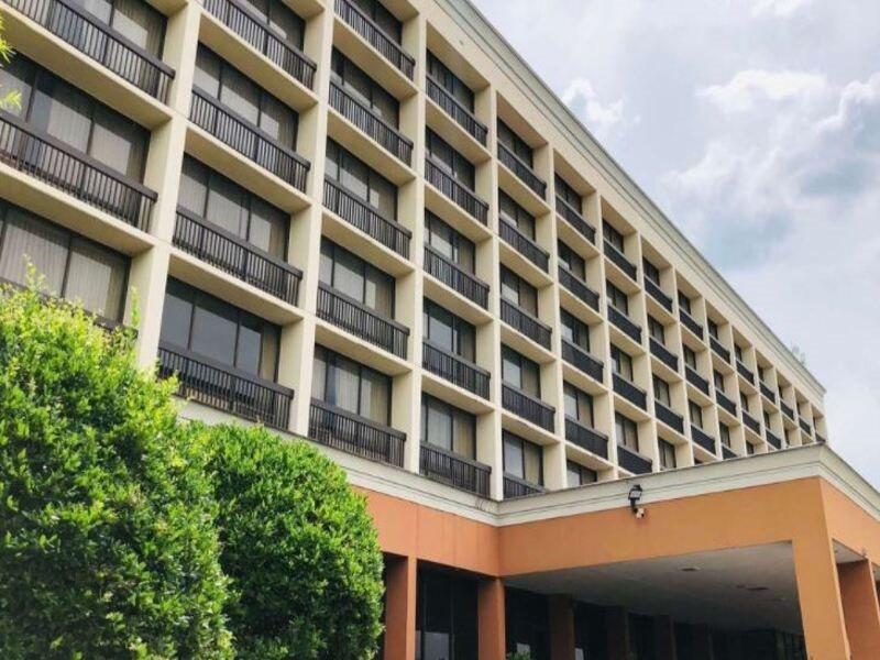 Wyndham Garden Atlanta Airport Hotel Exterior photo