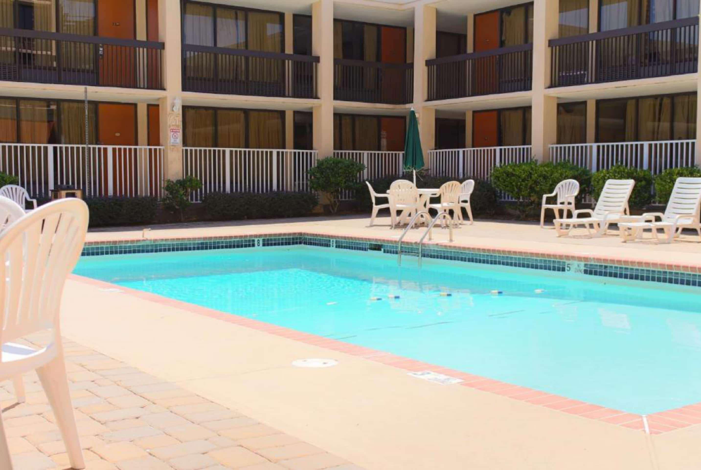 Wyndham Garden Atlanta Airport Hotel College Park Exterior photo