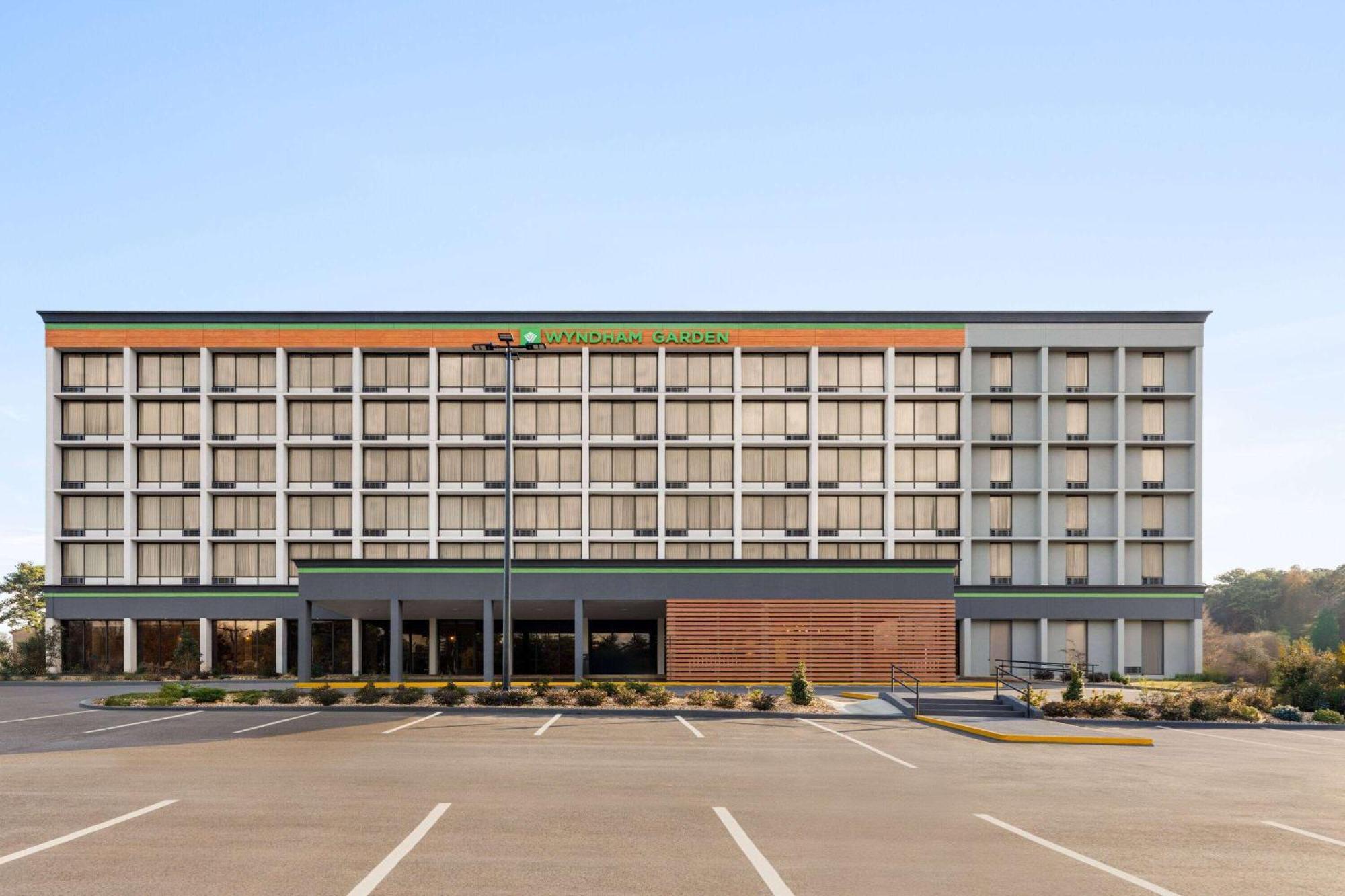 Wyndham Garden Atlanta Airport Hotel College Park Exterior photo